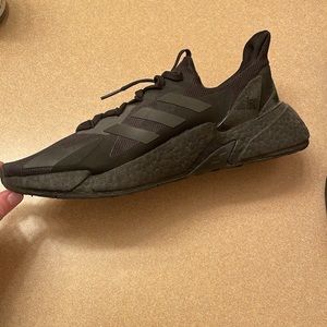 Like new Adidas Men’s Shoes 10.5
